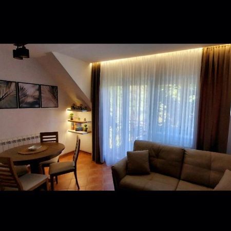 Apartman Miris Bora Divcibare Luaran gambar