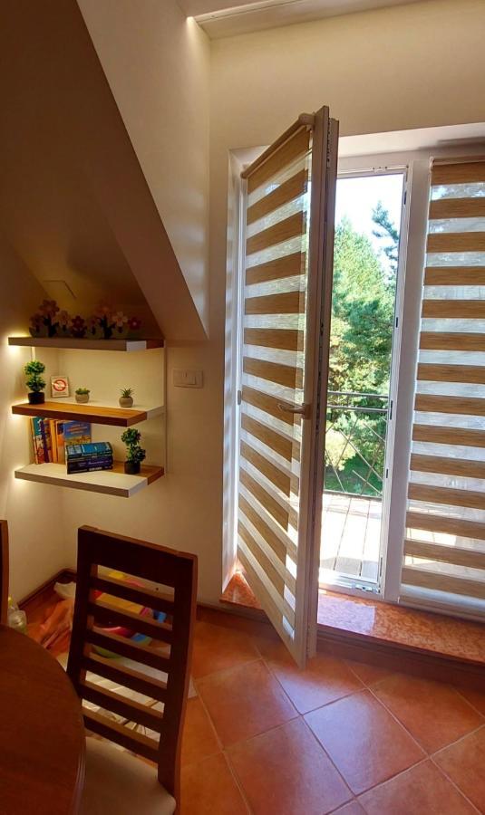 Apartman Miris Bora Divcibare Luaran gambar