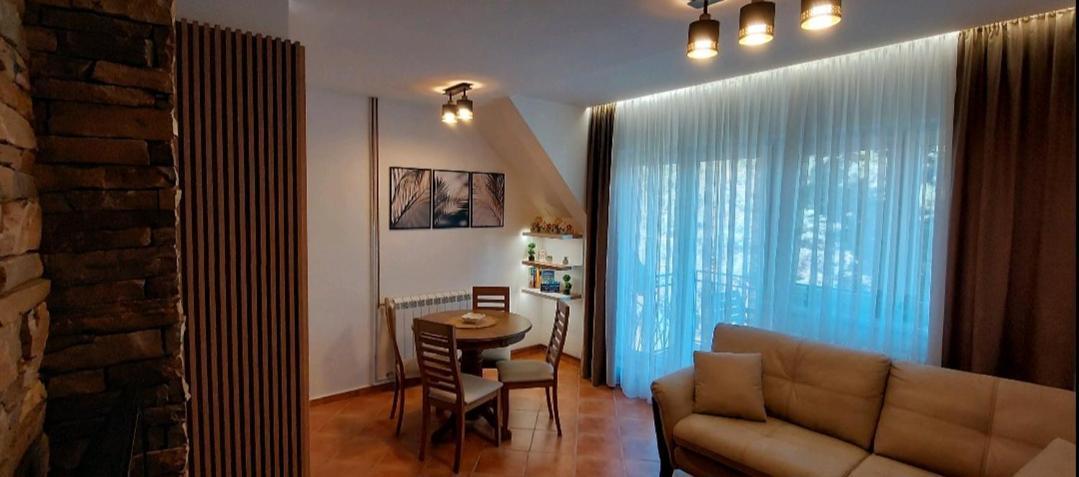Apartman Miris Bora Divcibare Luaran gambar