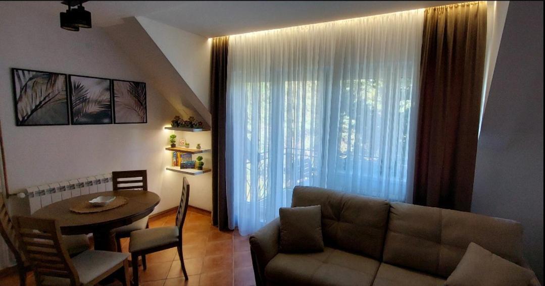 Apartman Miris Bora Divcibare Luaran gambar