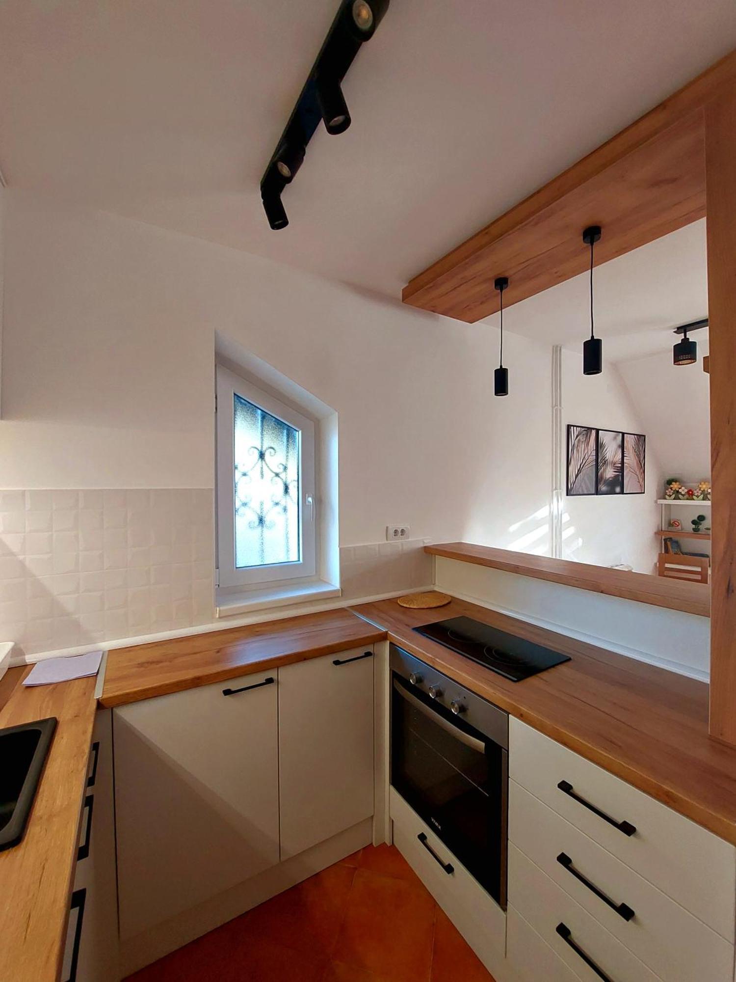 Apartman Miris Bora Divcibare Luaran gambar