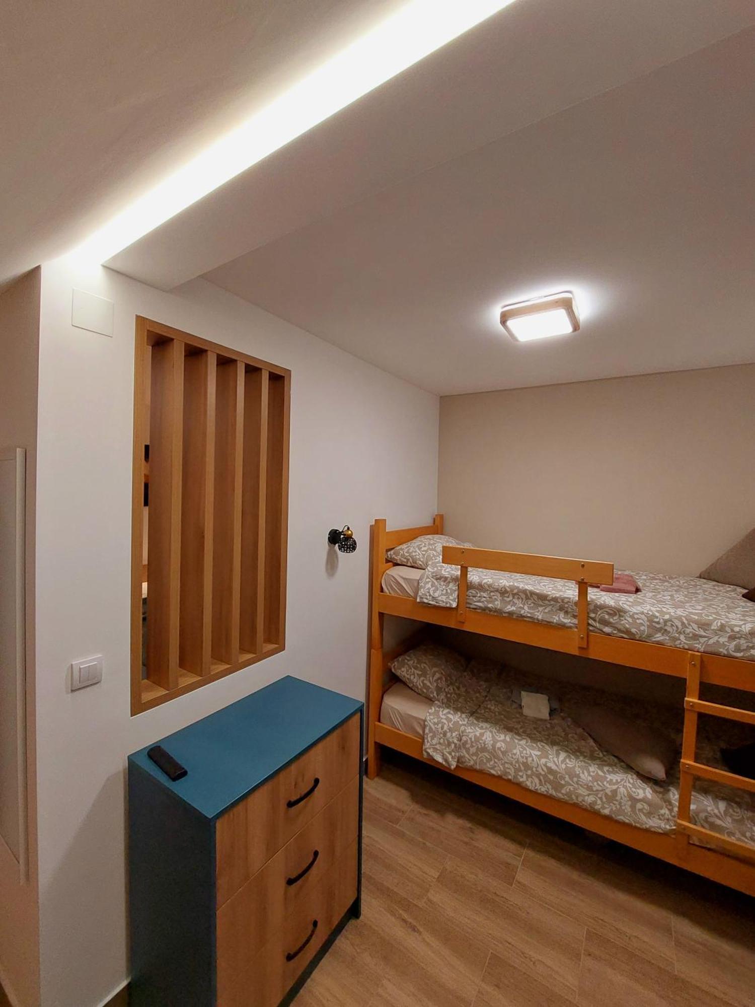 Apartman Miris Bora Divcibare Luaran gambar