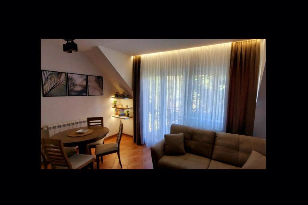 Apartman Miris Bora Divcibare Luaran gambar